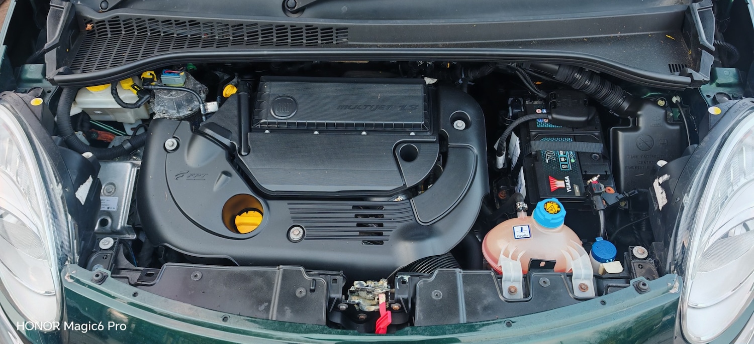 Used Fiat 500L 2014 for sale - 77385437: Photo 22