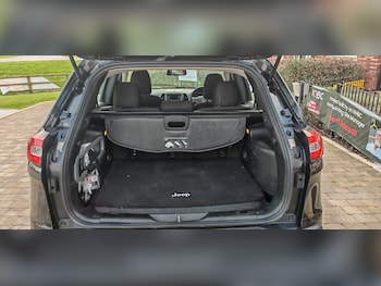 Used Jeep Cherokee 2014 for sale - 76960721: Photo