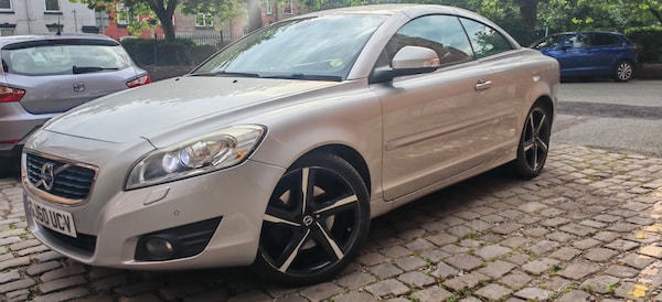 Used Volvo C70 2011 for sale - 73704222: Photo 1