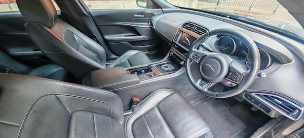 Used Jaguar XE 2017 for sale - 75368399: Photo 16