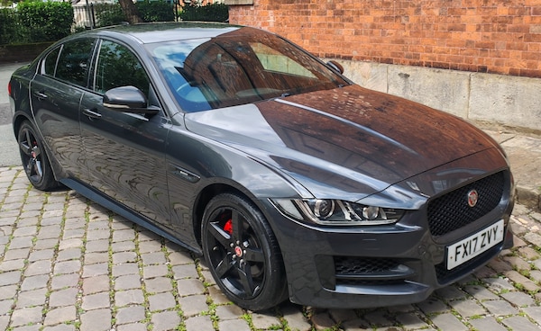 Used Jaguar XE 2017 for sale - 75368399: Photo 5