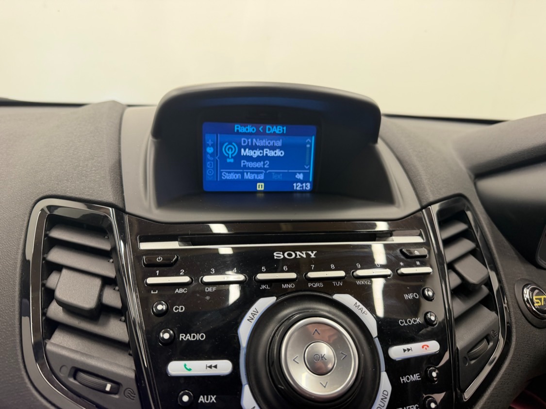 Used Ford Fiesta 2017 for sale - 76889042: Photo 16