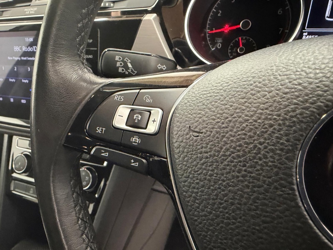 Used Volkswagen Touran 2019 for sale - 77885658: Photo 11