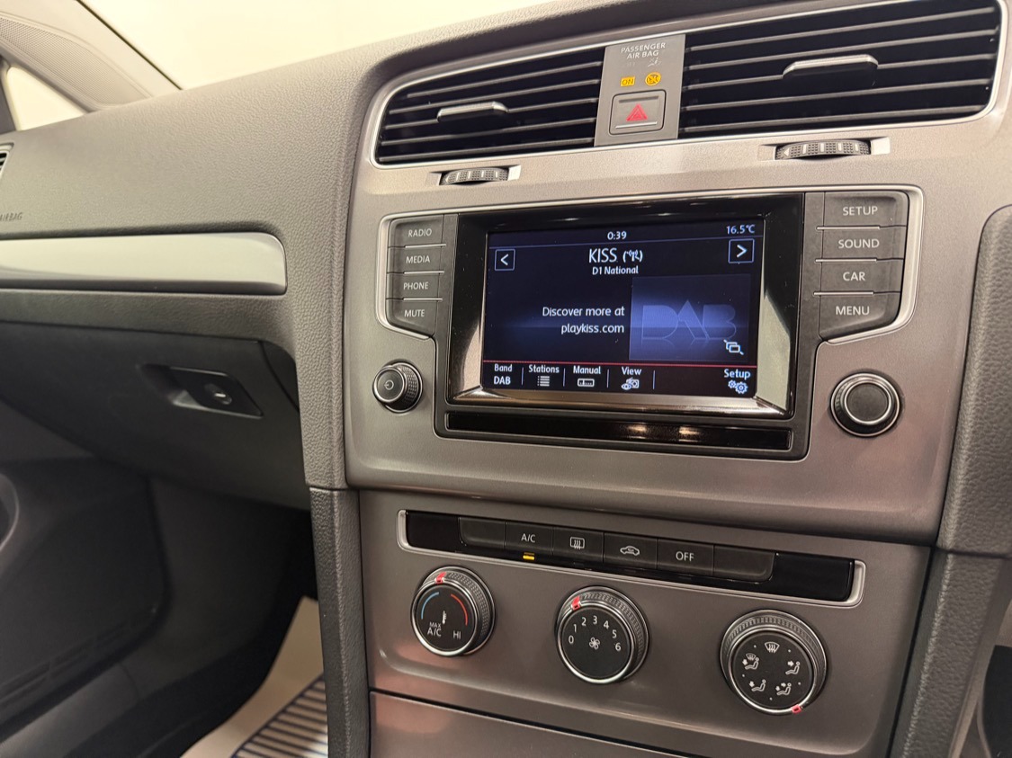 Used Volkswagen Golf 2015 for sale - 76428359: Photo 14