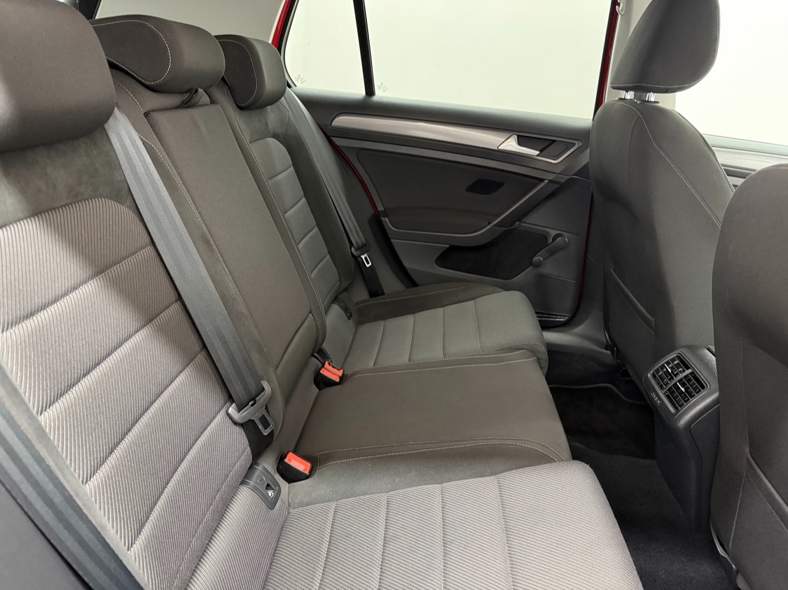 Used Volkswagen Golf 2015 for sale - 76428359: Photo 18