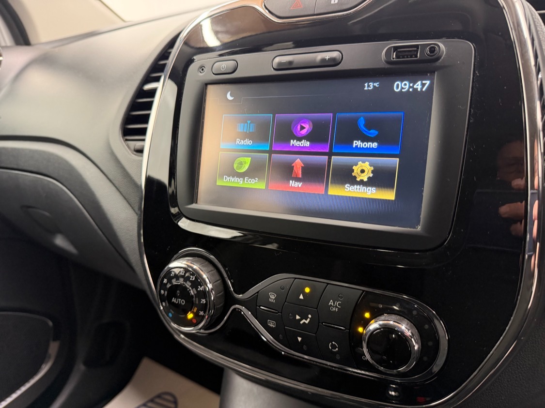 Used Renault Captur 2017 for sale - 76575432: Photo 16