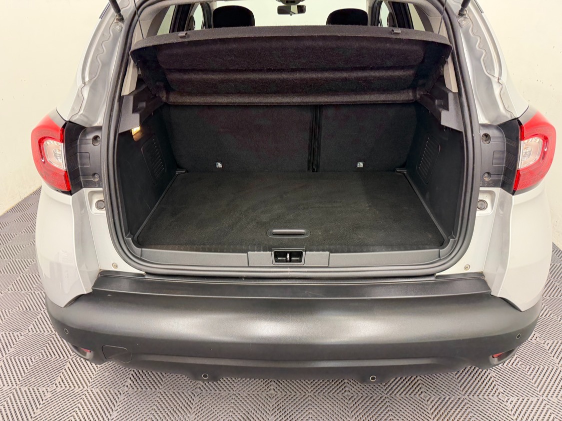 Used Renault Captur 2017 for sale - 76575432: Photo 7