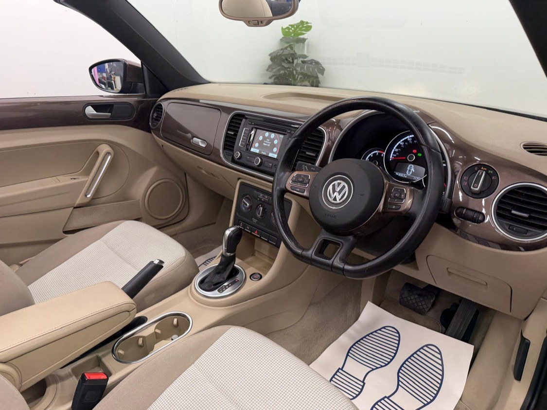 Used Volkswagen Beetle 2014 for sale - 77793067: Photo 16