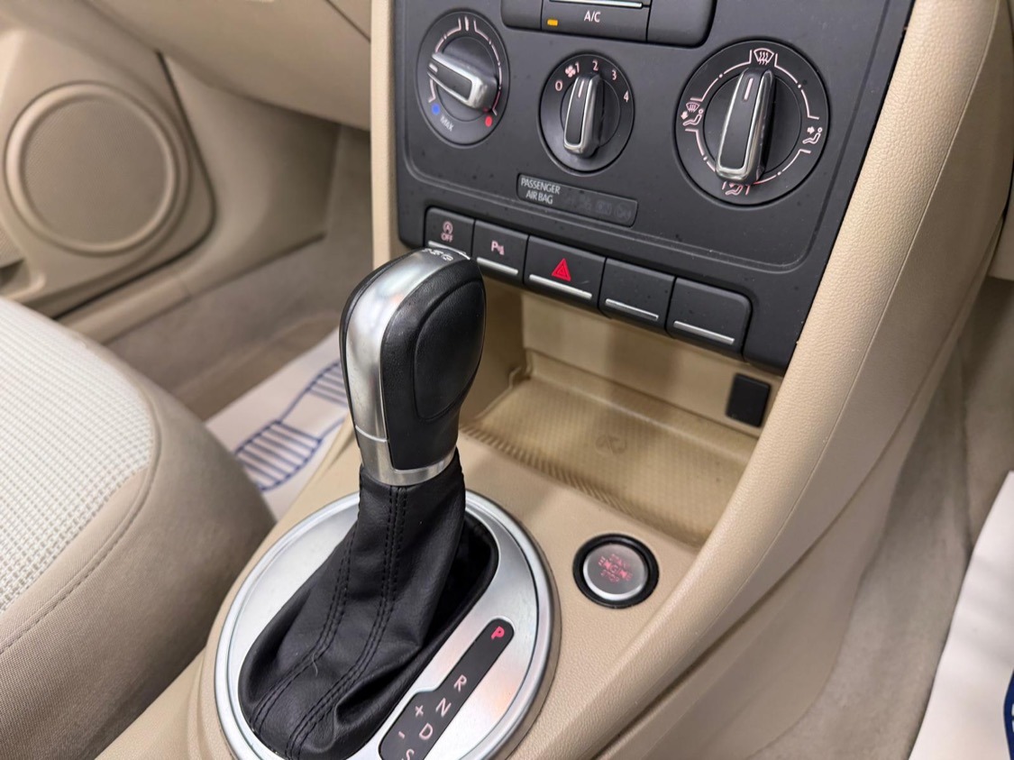 Used Volkswagen Beetle 2014 for sale - 77793067: Photo 20