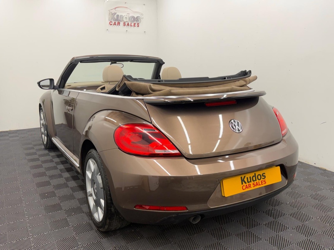 Used Volkswagen Beetle 2014 for sale - 77793067: Photo 5