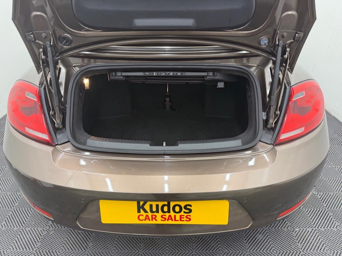 Used Volkswagen Beetle 2014 for sale - 77793067: Photo 7