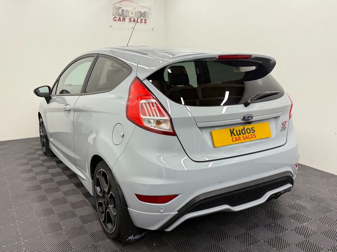 Used Ford Fiesta 2017 for sale - 77350237: Photo 6