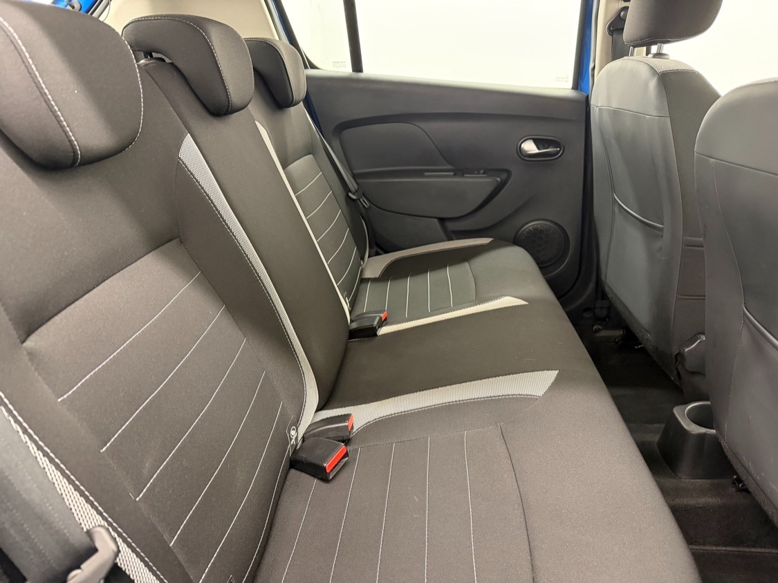Used Dacia Sandero Stepway 2019 for sale - 76891933: Photo 16