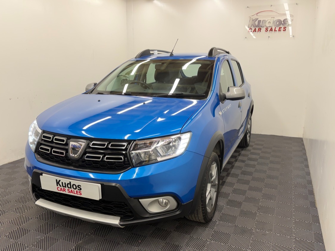 Used Dacia Sandero Stepway 2019 for sale - 76891933: Photo 4