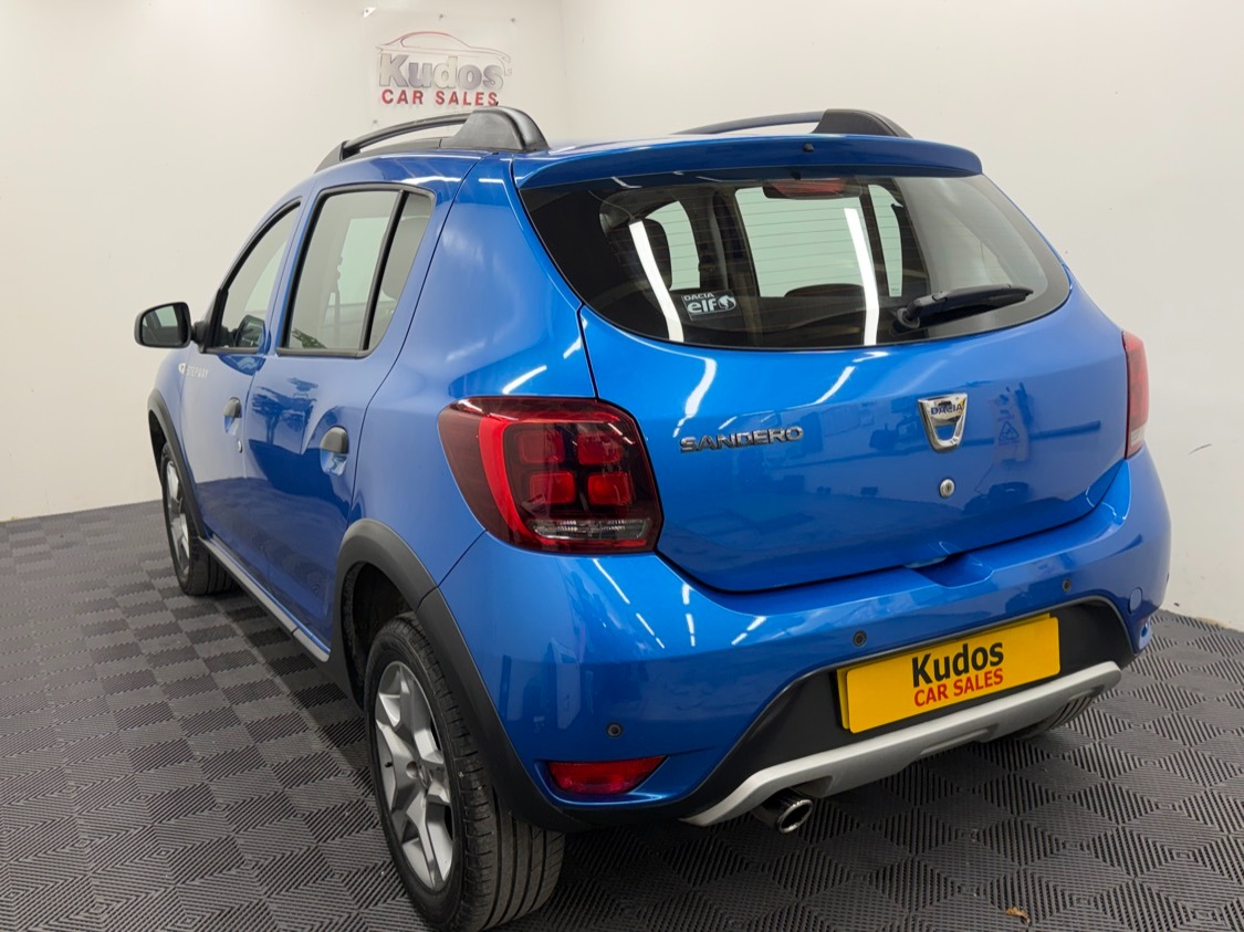 Used Dacia Sandero Stepway 2019 for sale - 76891933: Photo 5