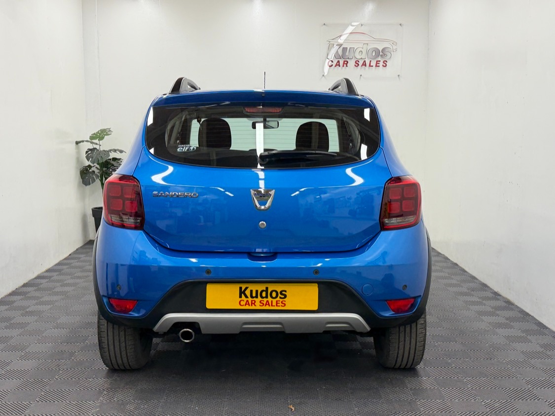 Used Dacia Sandero Stepway 2019 for sale - 76891933: Photo 6