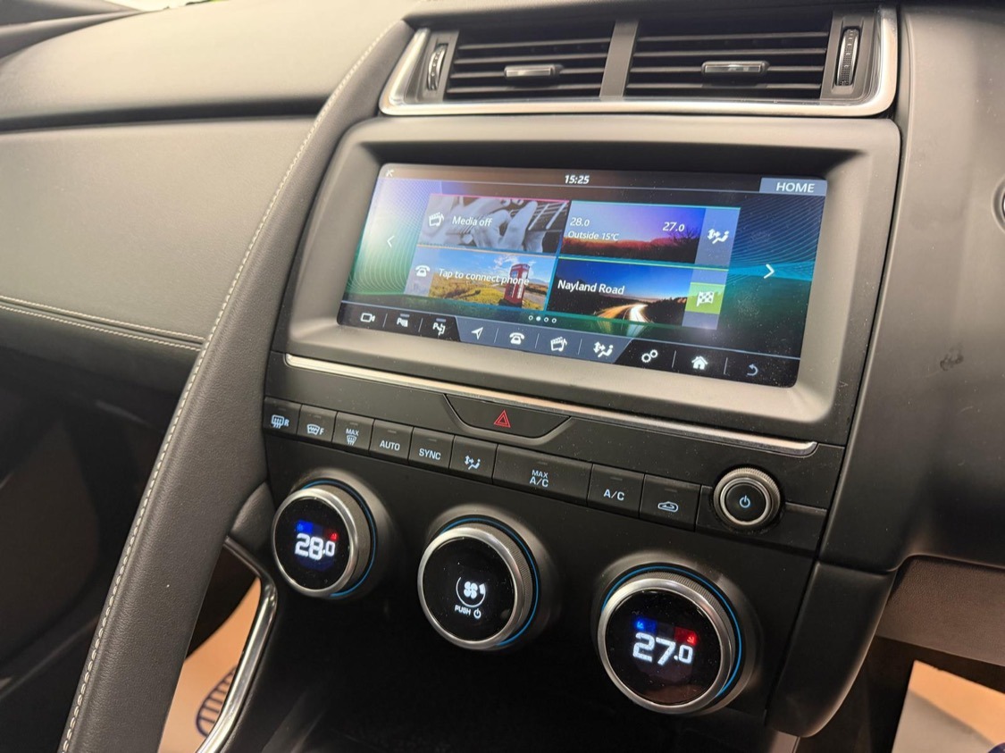 Used Jaguar E-Pace 2018 for sale - 77319880: Photo 15