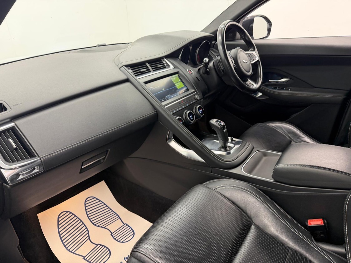 Used Jaguar E-Pace 2018 for sale - 77319880: Photo 19