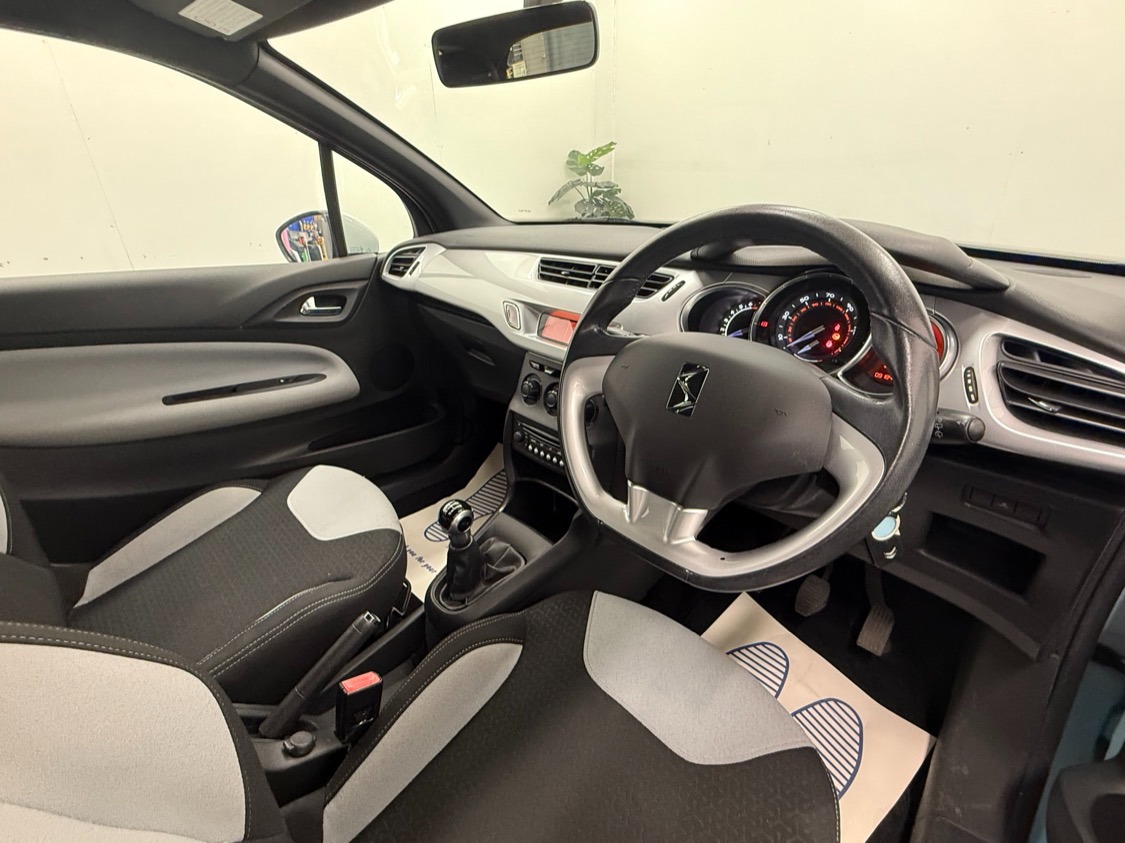 Used Citroen DS3 2010 for sale - 76178616: Photo 10