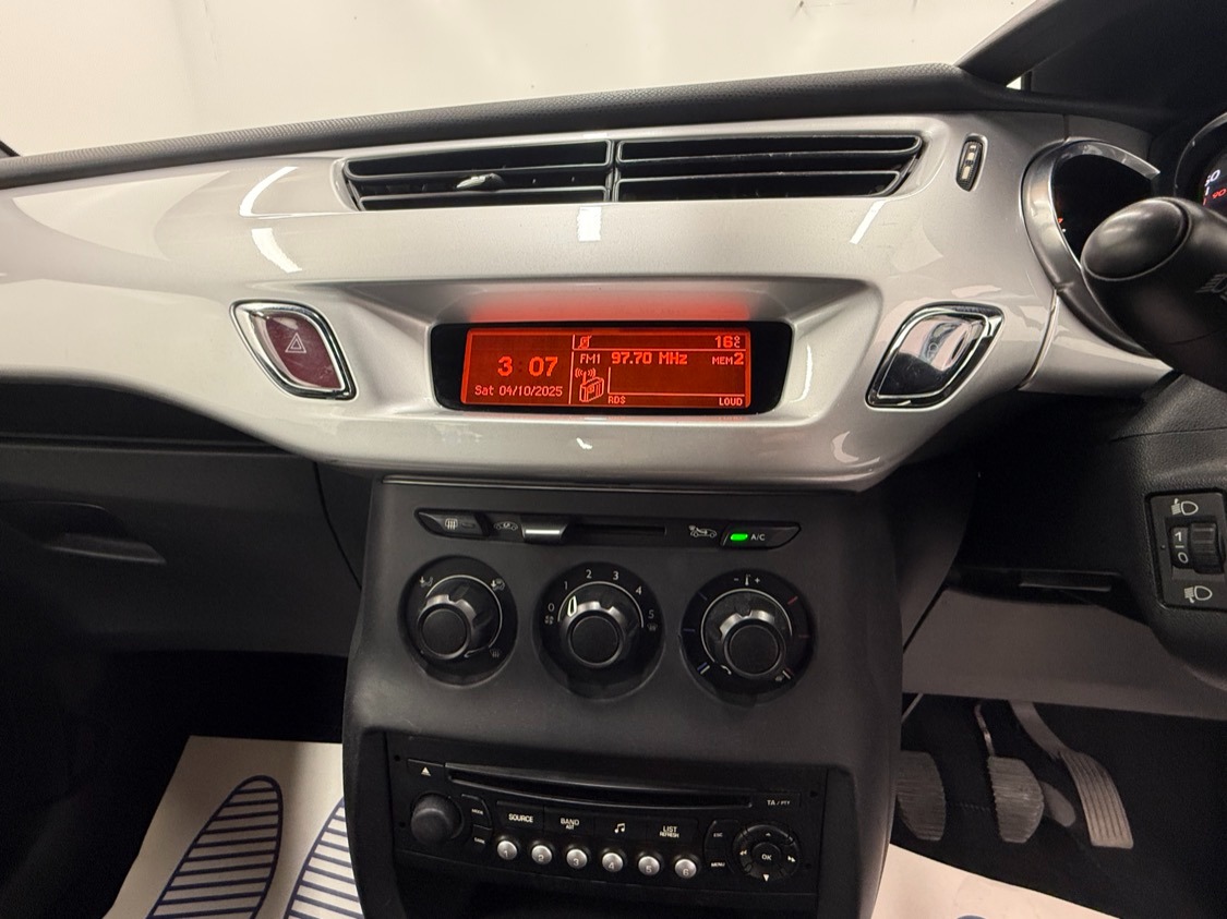 Used Citroen DS3 2010 for sale - 76178616: Photo 13
