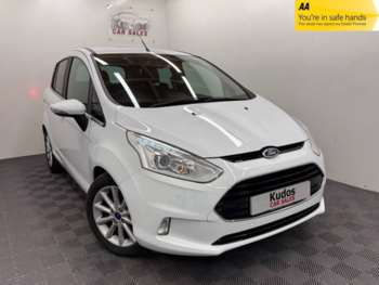2016 (16) - 1.0 EcoBoost TITANIUM 5dr - LOW 46600 MILES - NAV - REAR SENSORS