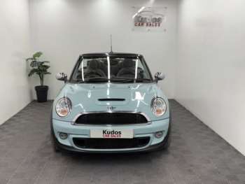Used MINI Convertible 2011 for sale - 74939630: Photo