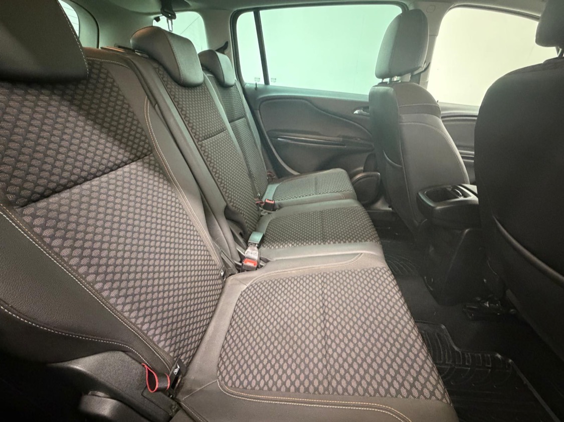 Used Vauxhall Zafira 2017 for sale - 78090967: Photo 16