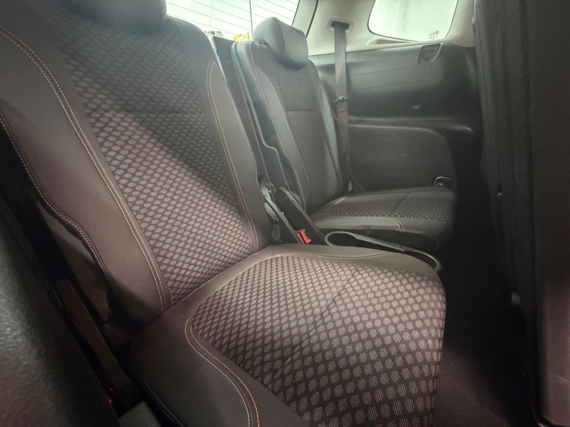 Used Vauxhall Zafira 2017 for sale - 78090967: Photo 17