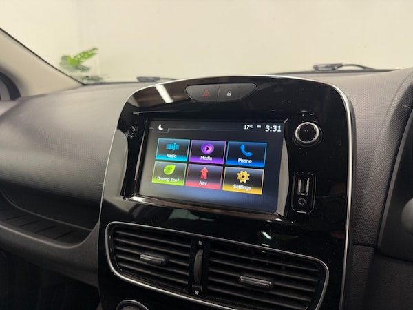 Used Renault Clio 2019 for sale - 76234183: Photo 15