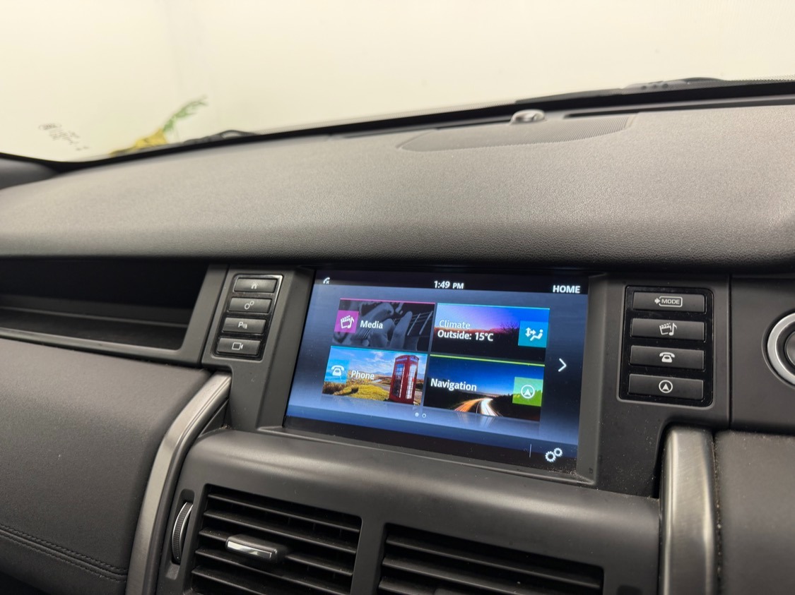 Used Land Rover Discovery Sport 2018 for sale - 76892630: Photo 18