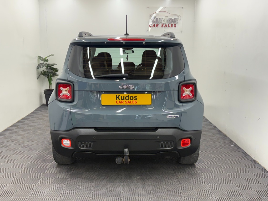 Used Jeep Renegade 2016 for sale - 77742969: Photo 6