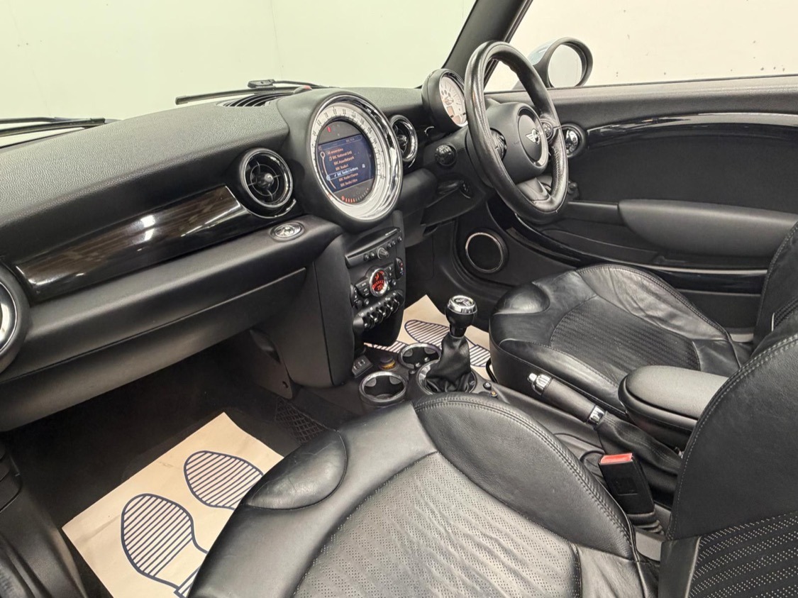 Used MINI Convertible 2012 for sale - 77247595: Photo 16