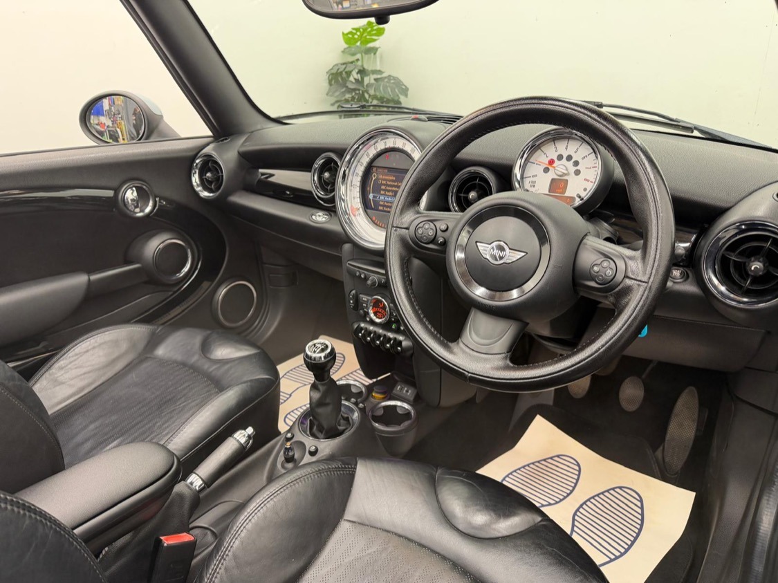 Used MINI Convertible 2012 for sale - 77247595: Photo 9