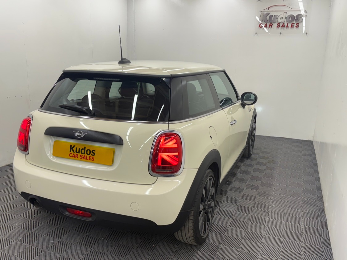 Used MINI Hatch 2018 for sale - 76507377: Photo 8