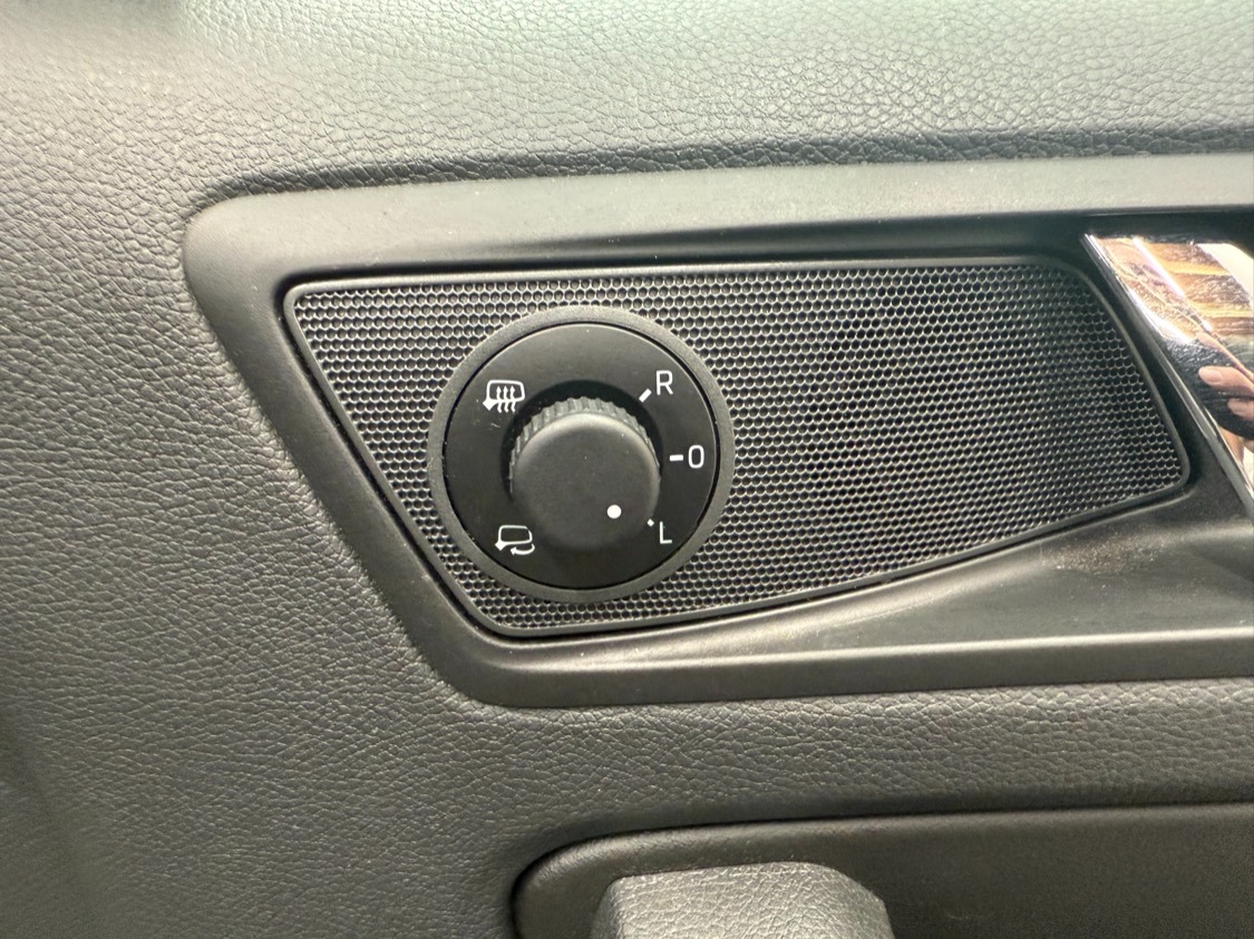 Used Skoda Yeti 2015 for sale - 76464330: Photo 11