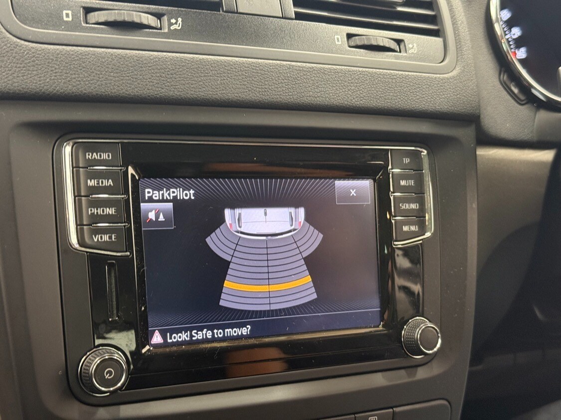 Used Skoda Yeti 2015 for sale - 76464330: Photo 15