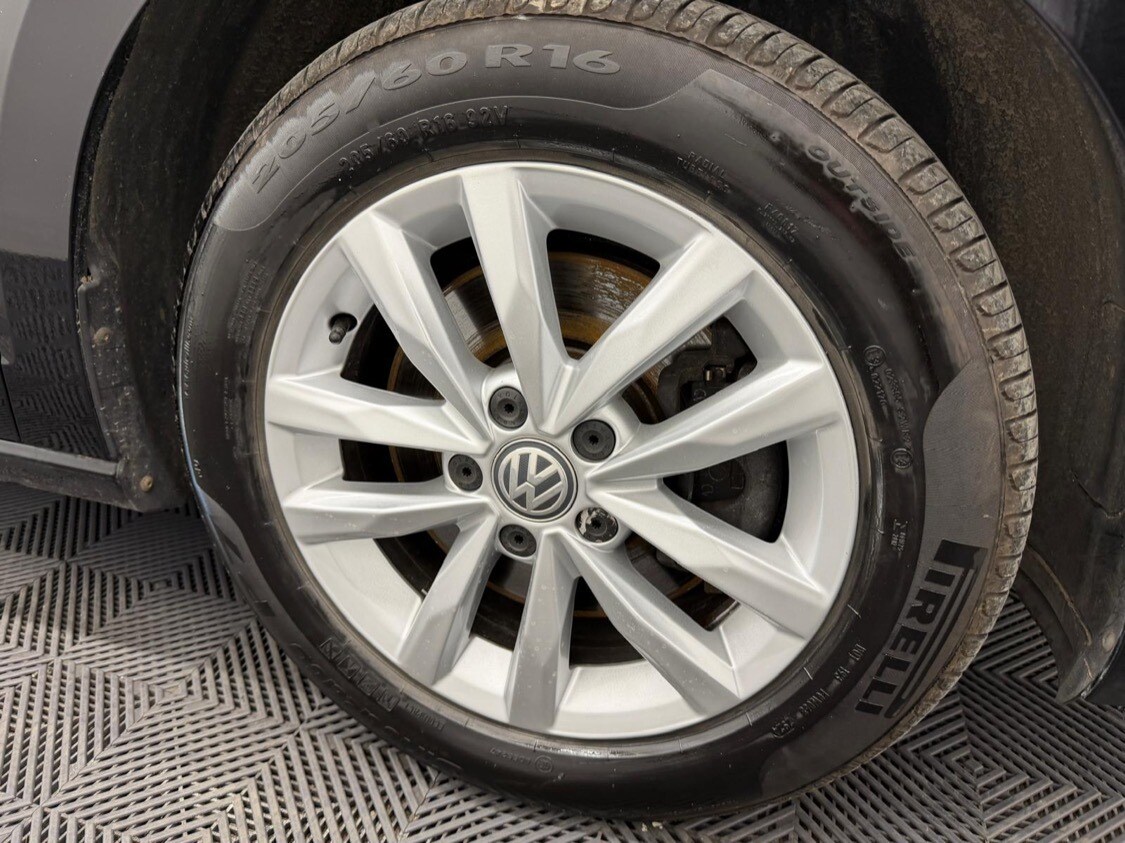 Used Volkswagen Touran 2019 for sale - 78150398: Photo 9