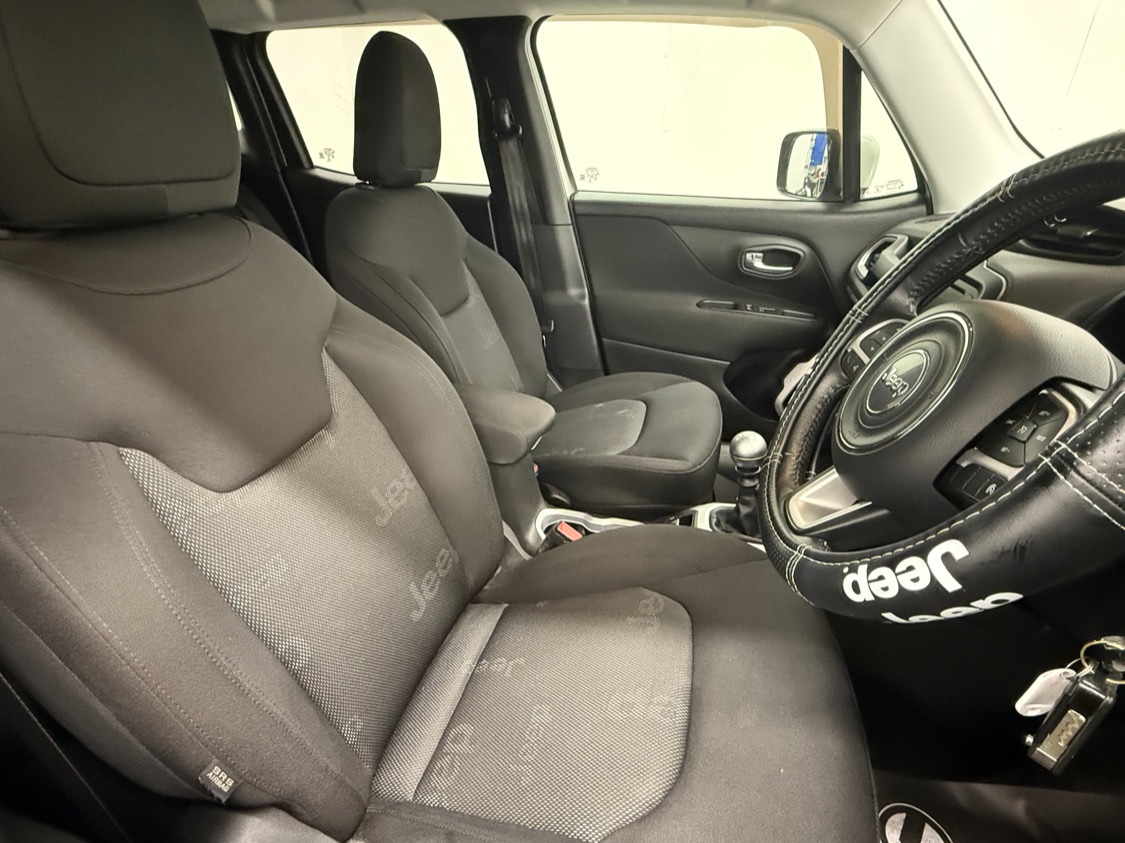 Used Jeep Renegade 2015 for sale - 77837224: Photo 10