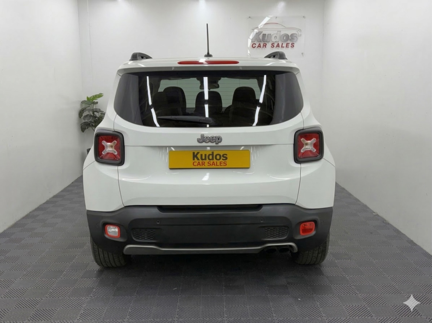 Used Jeep Renegade 2015 for sale - 77837224: Photo 6