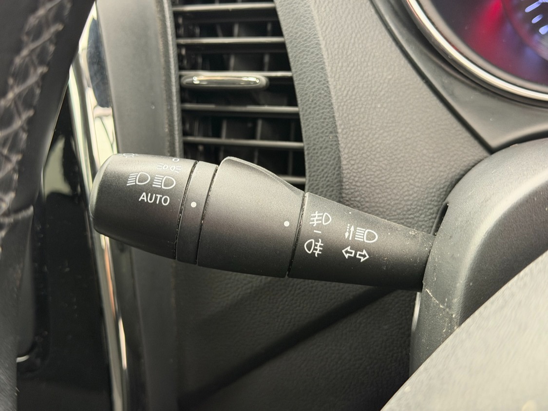 Used Renault Captur 2017 for sale - 77298577: Photo 12