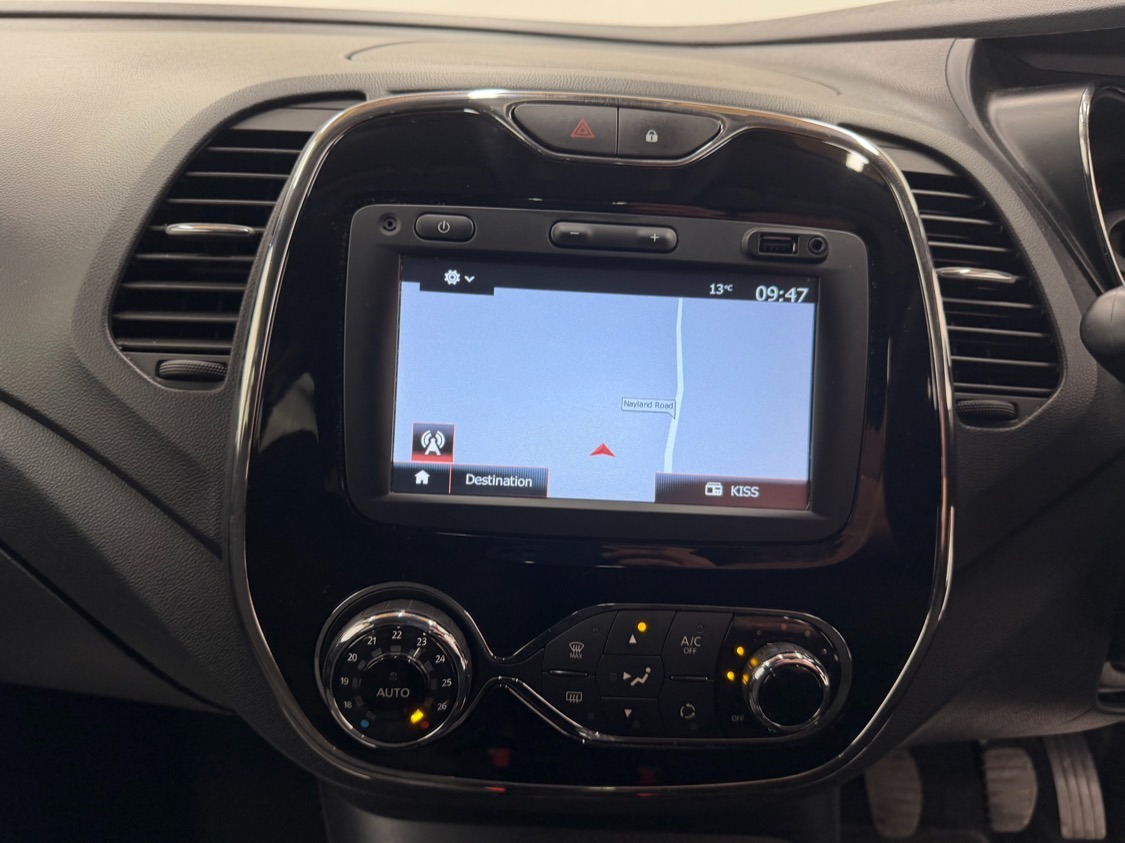 Used Renault Captur 2017 for sale - 77298577: Photo 15