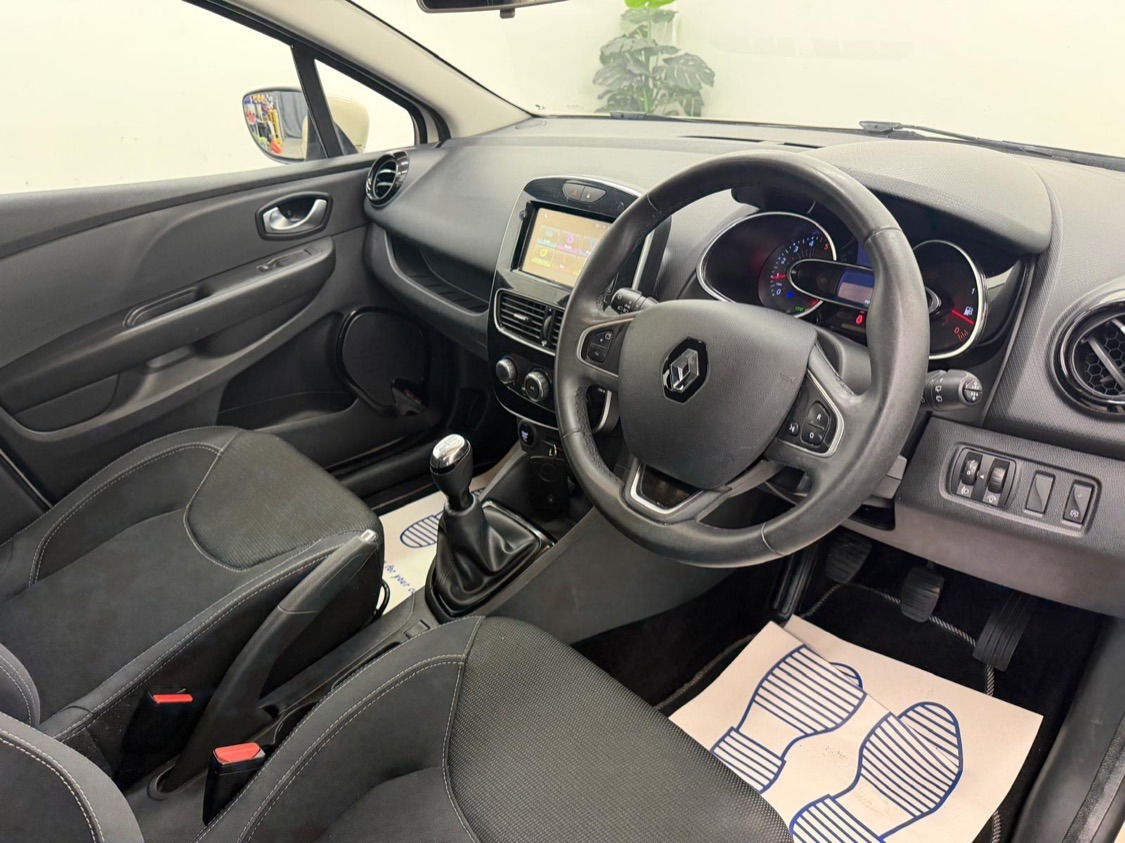 Used Renault Clio 2017 for sale - 77644075: Photo 10