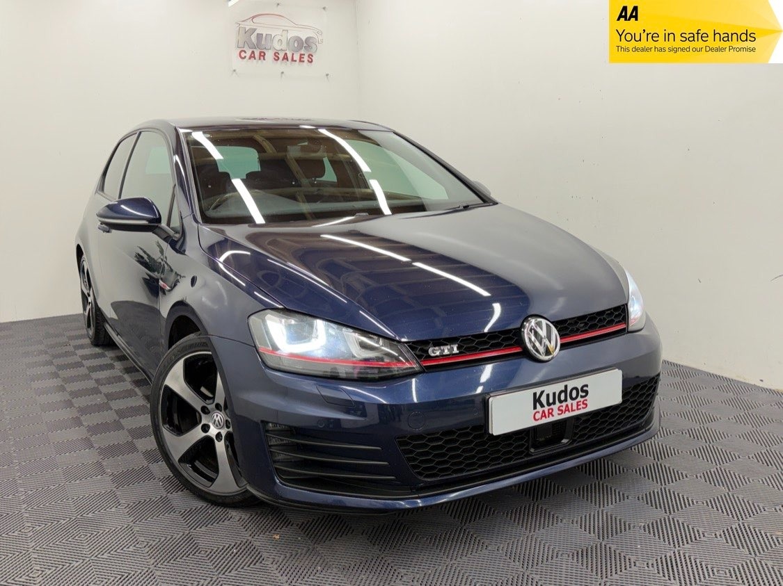 Used Volkswagen Golf 2016 for sale - 76892188: Photo 1
