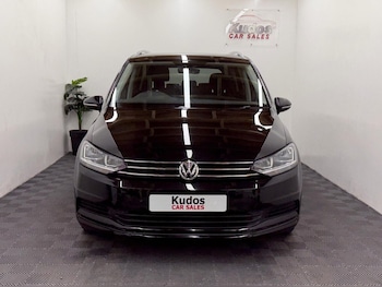 Used Volkswagen Touran 2019 for sale - 78236727: Photo