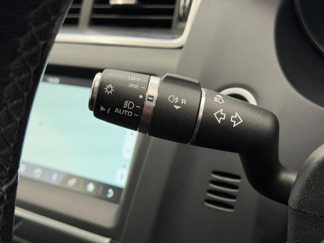 Used Jaguar E-Pace 2018 for sale - 77662310: Photo 11