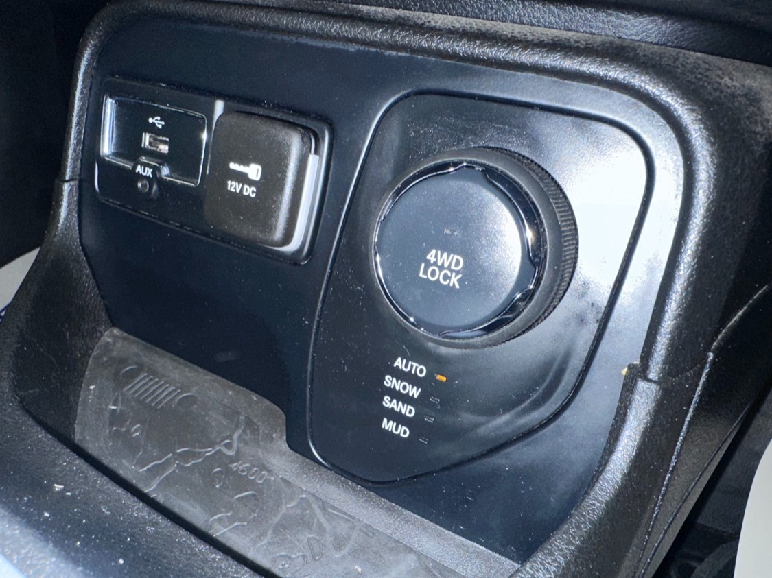 Used Jeep Renegade 2016 for sale - 76892589: Photo 19