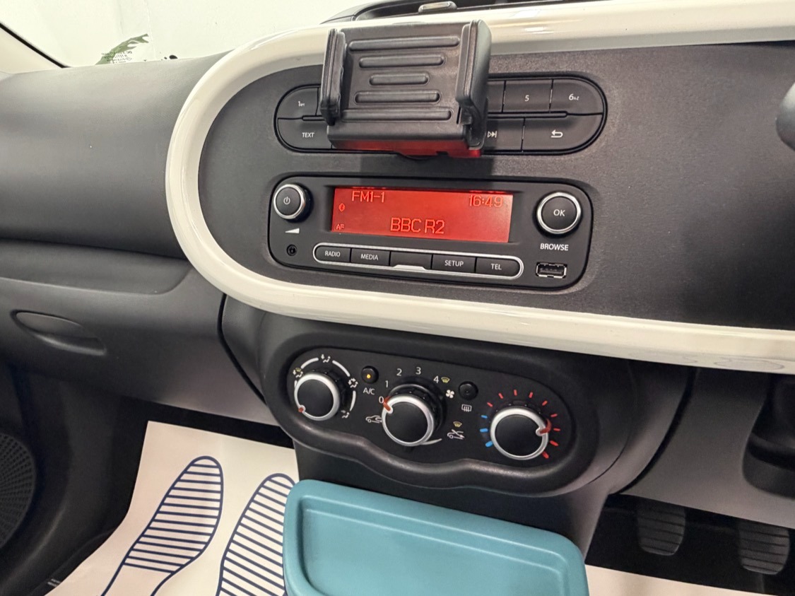 Used Renault Twingo 2016 for sale - 76490984: Photo 14