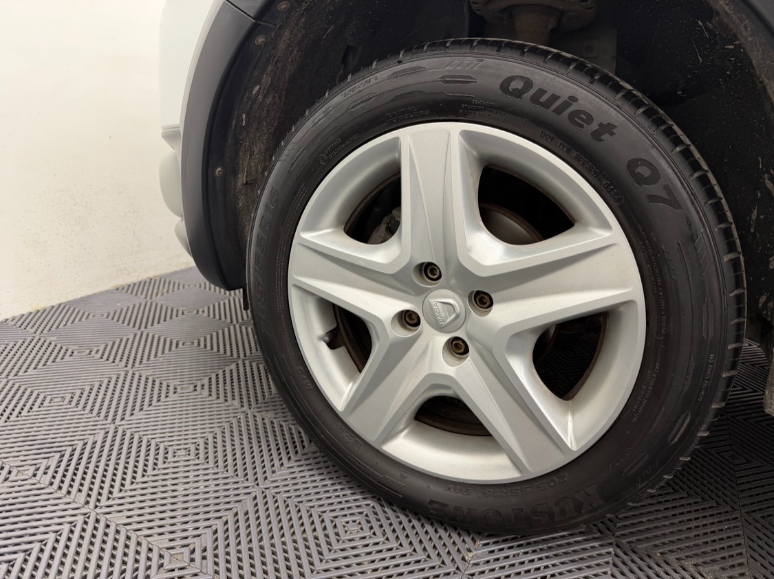 Used Dacia Sandero Stepway 2014 for sale - 77261022: Photo 9