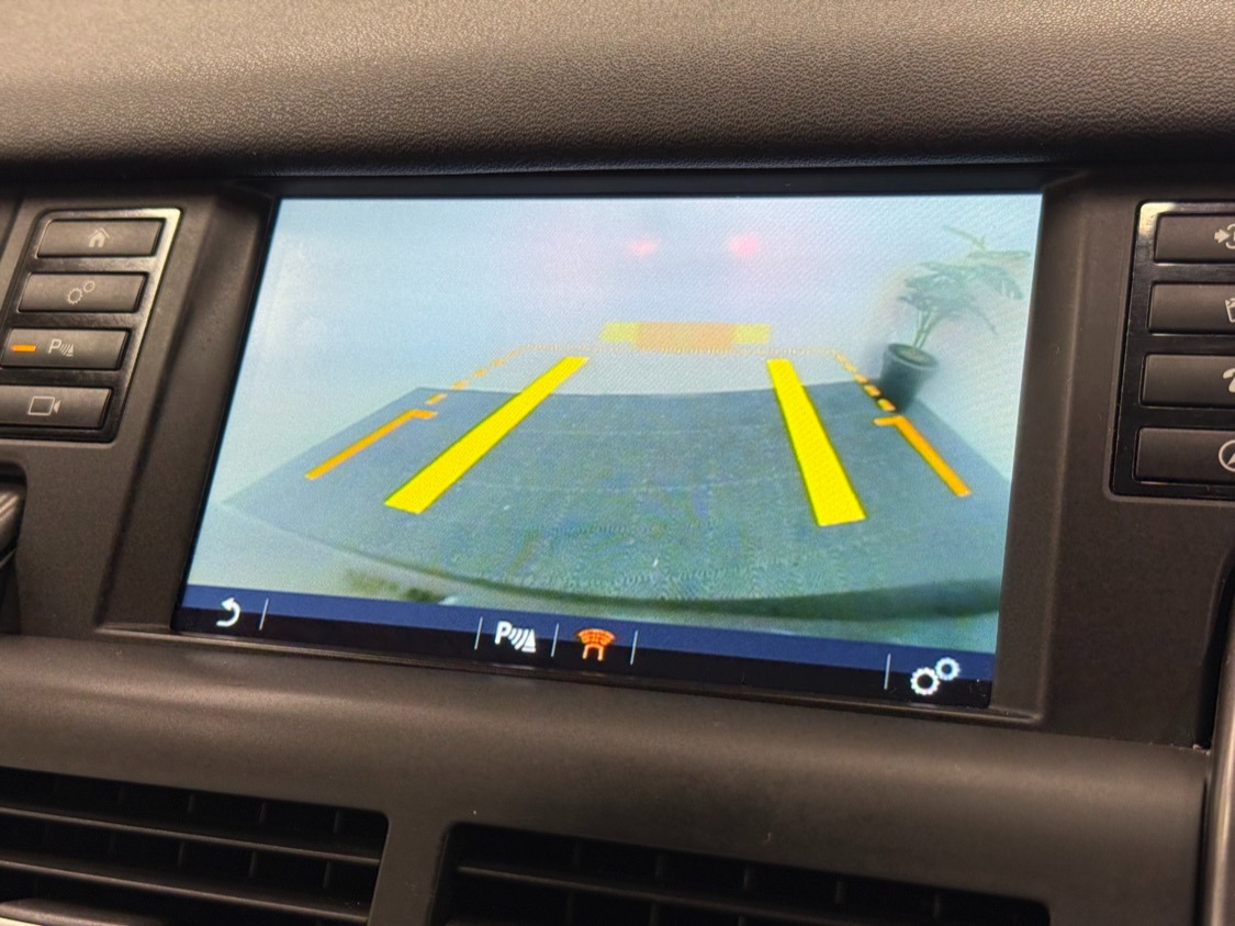 Used Land Rover Discovery Sport 2018 for sale - 76507344: Photo 15