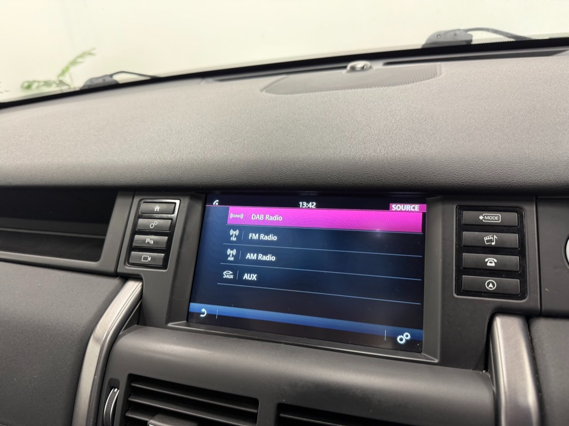 Used Land Rover Discovery Sport 2018 for sale - 76507344: Photo 16